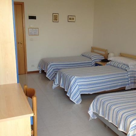 Casa Per Ferie Maria Assunta Hotel ลิโดดิเยโซโล ภายนอก รูปภาพ