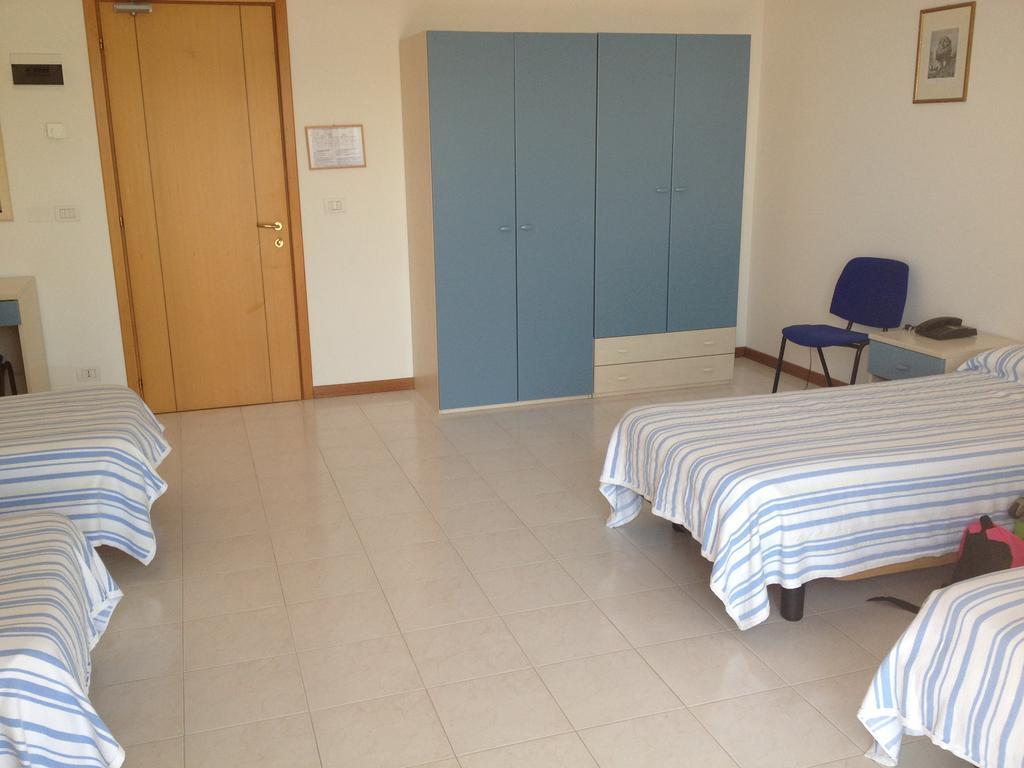 Casa Per Ferie Maria Assunta Hotel ลิโดดิเยโซโล ภายนอก รูปภาพ